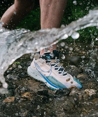 <center><b>NIKE</b></center>
