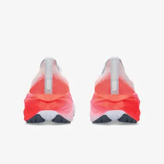 ASICS NOVABLAST 4 