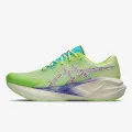 ASICS Novablast 5 TR 