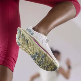 Hoka KAWANA 