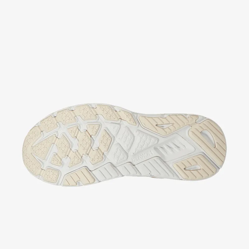 Hoka Arahi 7 