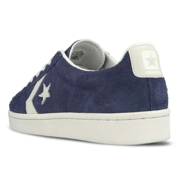Converse PL 76 