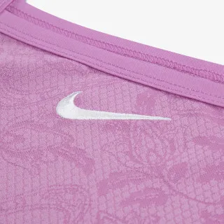 Nike Move With Nature 