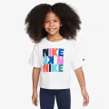 Nike Graphic Boxy 