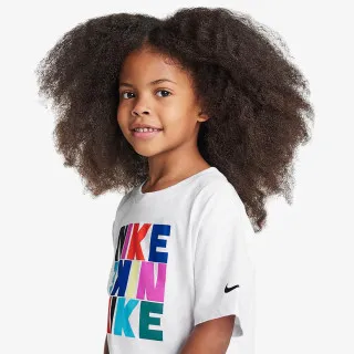 Nike Graphic Boxy 