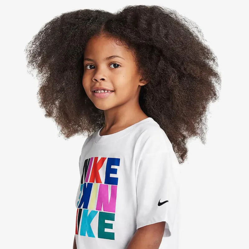 Nike Graphic Boxy 