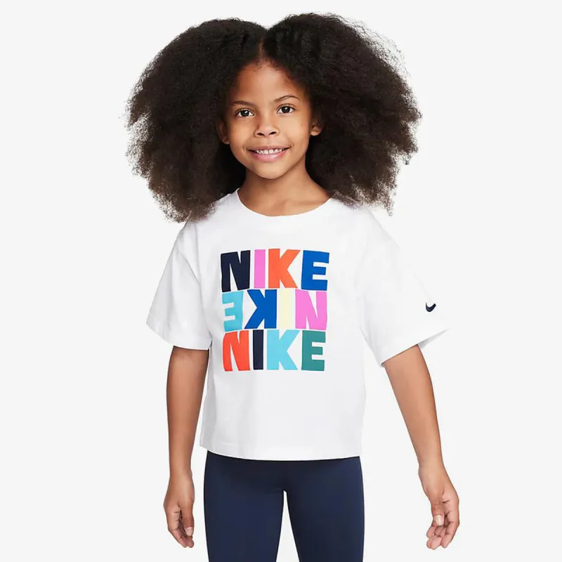 Nike Graphic Boxy 