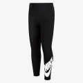 Nike Sportswear Club 