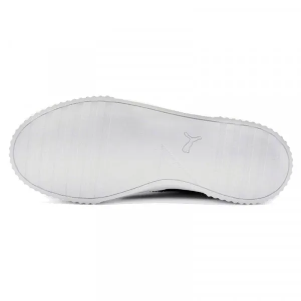 Puma Carina 