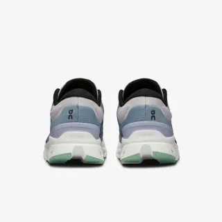 On Cloudstratus 3 