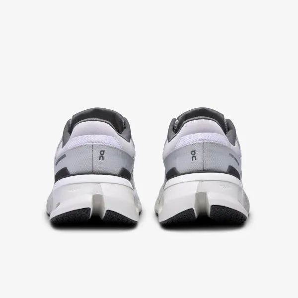 On CLOUDRUNNER 2 