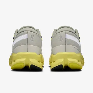 On Cloudsurfer 2 
