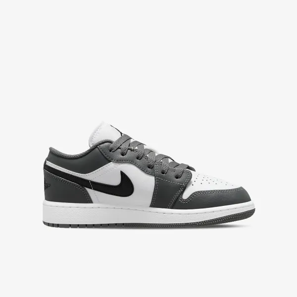 Nike AIR JORDAN 1 LOW BG 