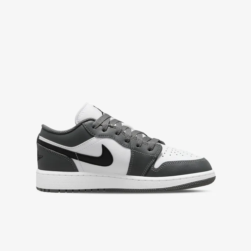 Nike AIR JORDAN 1 LOW BG 