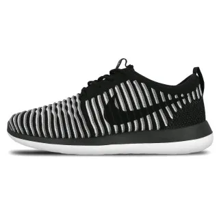 Nike W NIKE ROSHE TWO FLYKNIT 