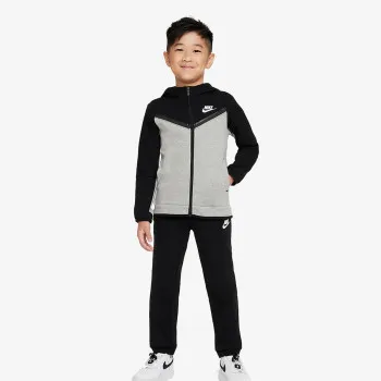 Nike SPORTSWEAR TECH 