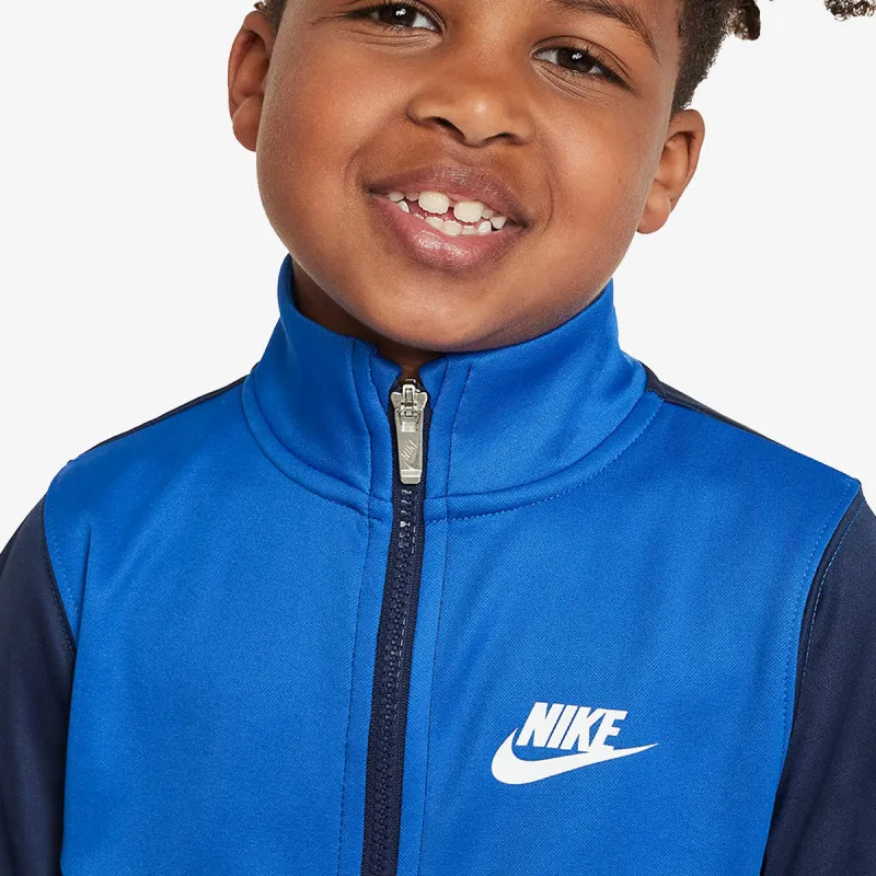 Nike NKN NSW LIFESTYLE ESSNETIALS 
