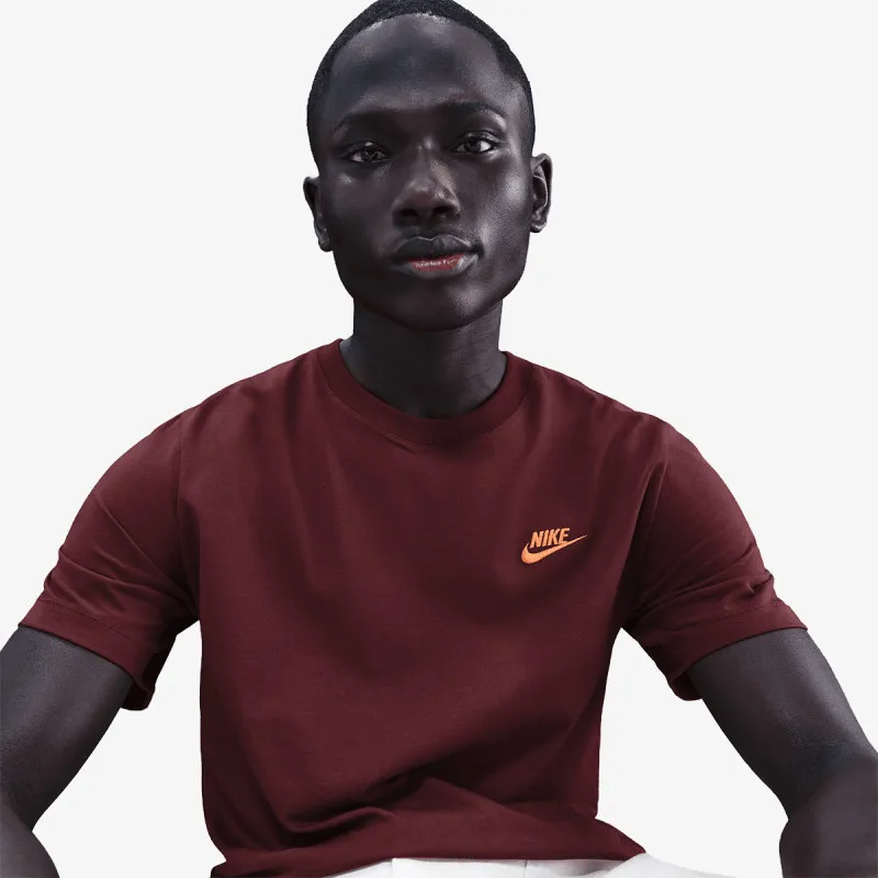 Nike Sportswear Club 