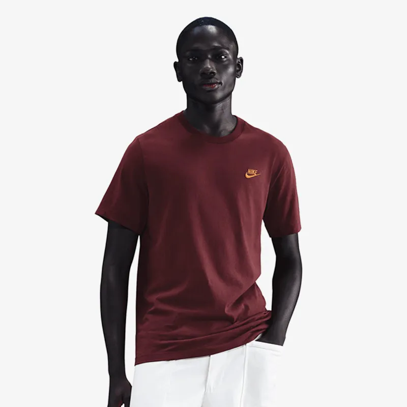 Nike Sportswear Club 