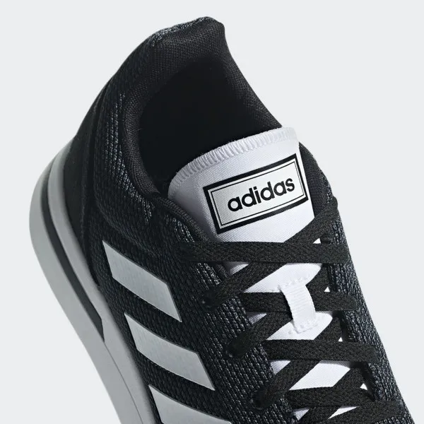 adidas RUN70S 