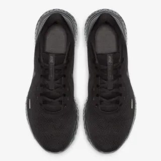 Nike Revolution 5 