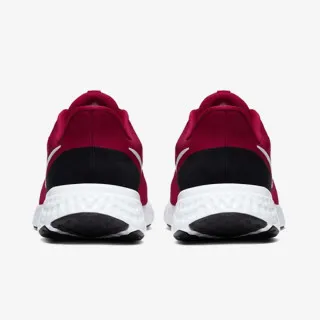 Nike REVOLUTION 5 