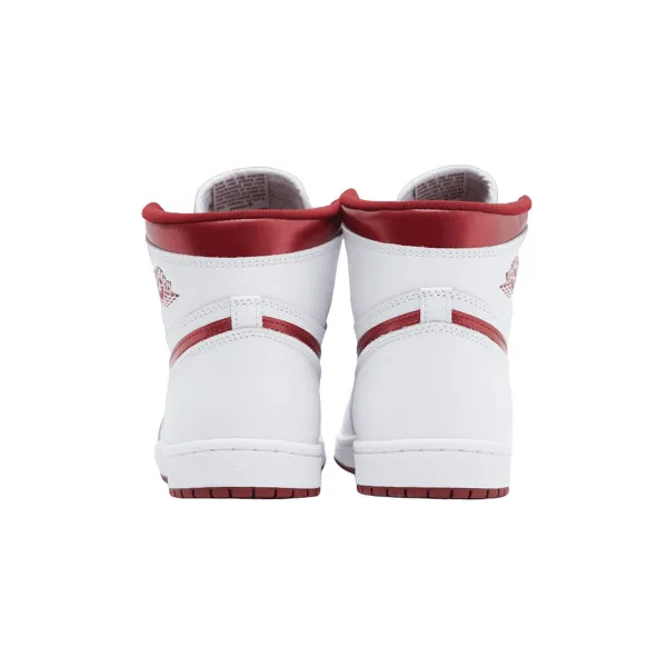 Nike AIR JORDAN 1 HI 85 