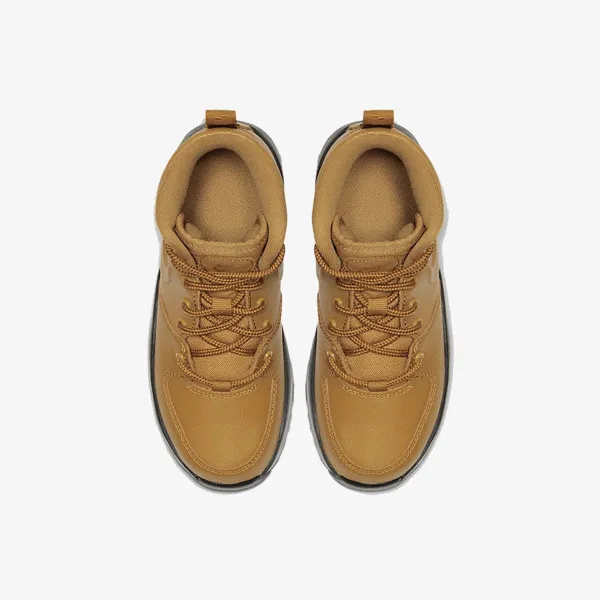 Nike Manoa 