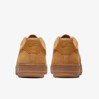 Nike Air Force 1 LV8 3 