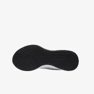 Nike REVOLUTION 5 