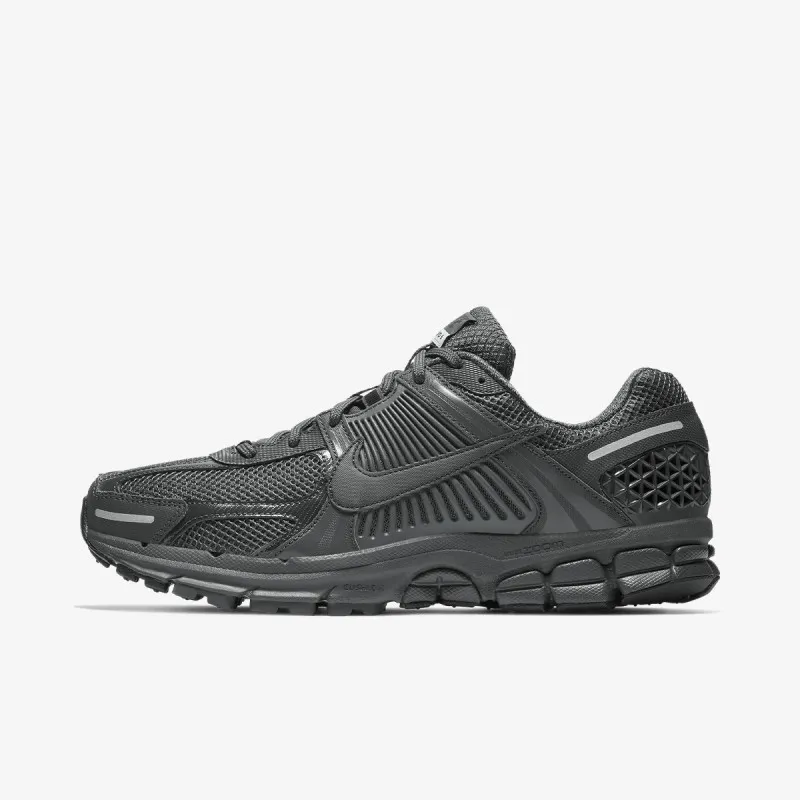 Nike NIKE ZOOM VOMERO 5 SP 