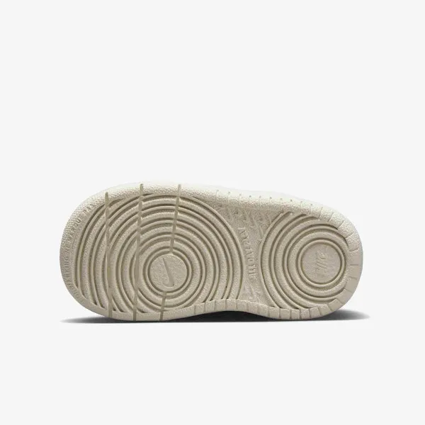 Nike Court Borough Mid 2 