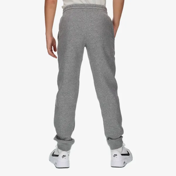 Nike Sportswear Club 