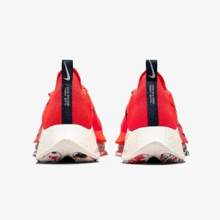 Nike Air Zoom Tempo NEXT% 