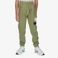 Nike Sportswear Club 