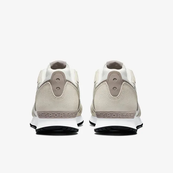 Nike NIKE VENTURE RUNNER 