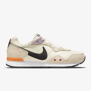 Nike Venture Runner 