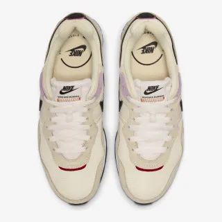 Nike Venture Runner 
