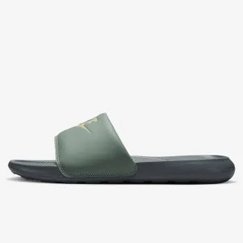 NIKE VICTORI ONE SLIDE