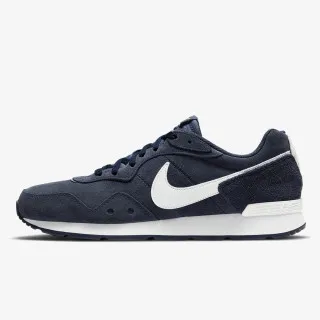 Nike Venture Runner 