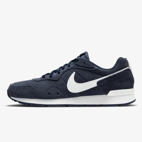 Nike Venture Runner 