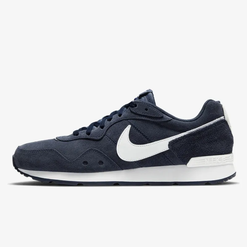 Nike Venture Runner 