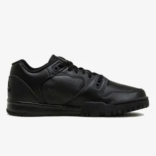 Nike CROSS TRAINER LOW 