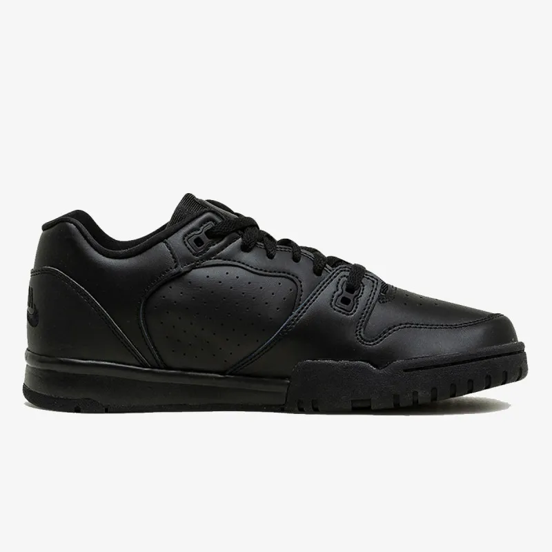 Nike CROSS TRAINER LOW 
