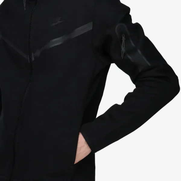 Nike Sportswear Tech 