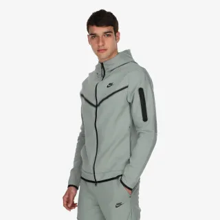 Nike Sportswear Tech 