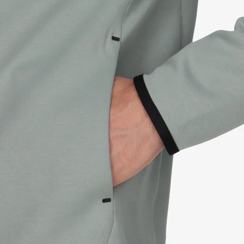 Nike Sportswear Tech 