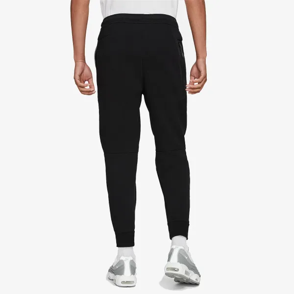 Nike Sportswear Tech 