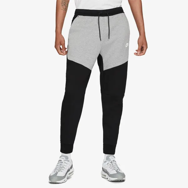 Nike Sportswear Tech 