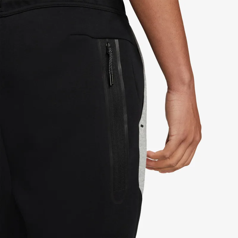 Nike Sportswear Tech 